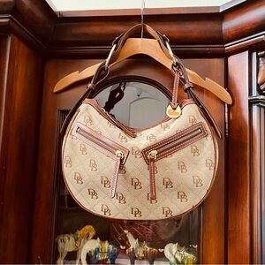 y2k Dooney & Bourke Brown Circle Hobo Shoulder Bag Large Allover Signature Logo